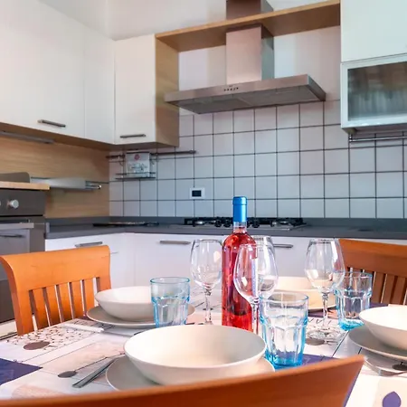 La Terrazza A Lacona - Ic Immobiliare * カポリーヴェリ